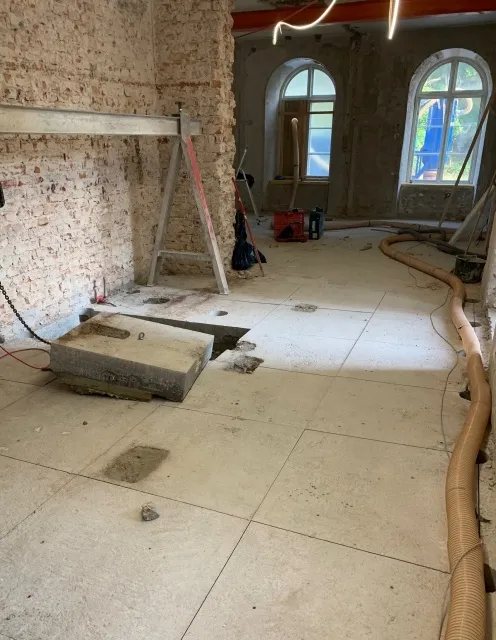 Betonghåltagning i Karslbergs slott