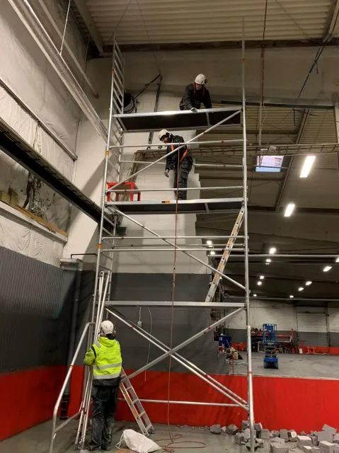 Rivning, betongsågning, demontering i Frihamnen
