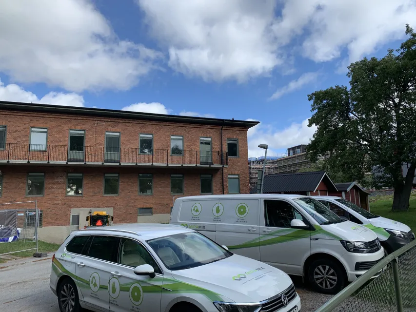 Rivning av betongplatta